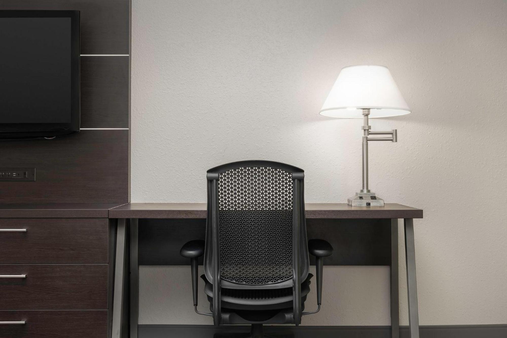 Holiday Inn Express Knoxville-Strawberry Plains By Ihg Ngoại thất bức ảnh