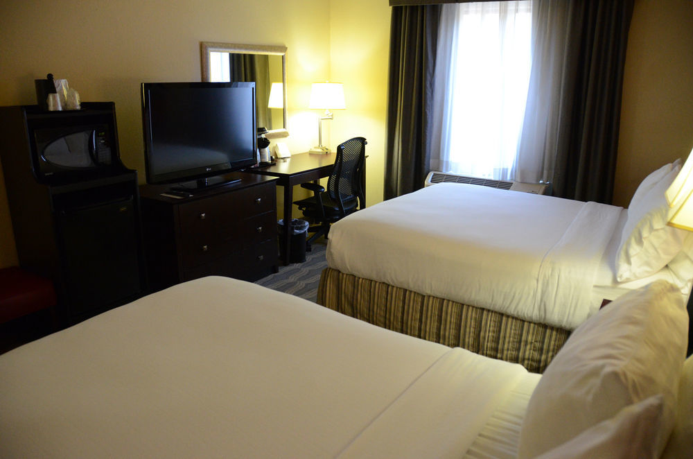Holiday Inn Express Knoxville-Strawberry Plains By Ihg Ngoại thất bức ảnh