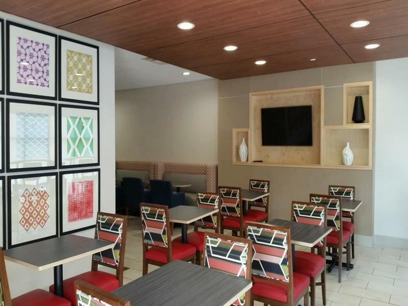 Holiday Inn Express Knoxville-Strawberry Plains By Ihg Ngoại thất bức ảnh
