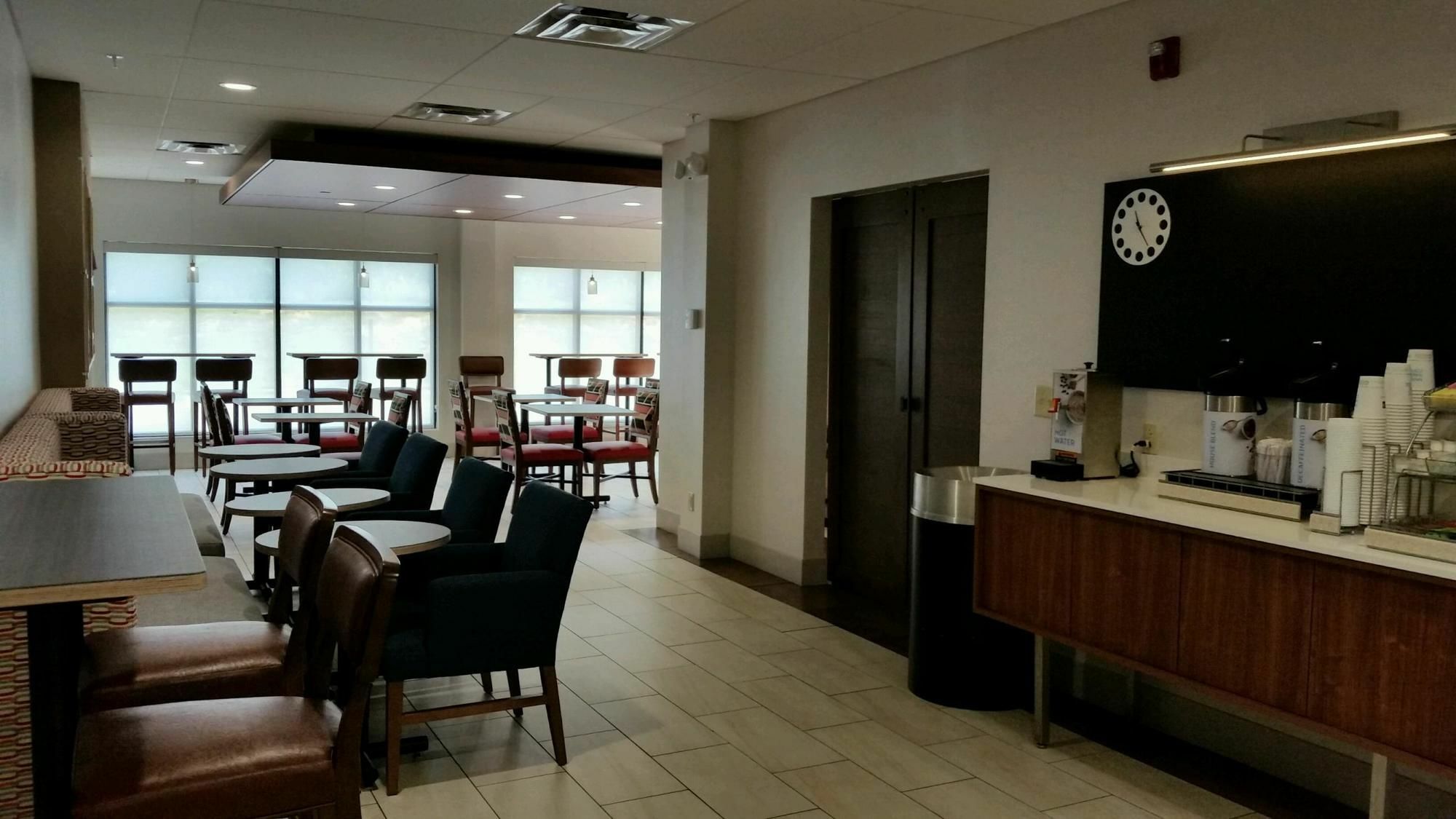 Holiday Inn Express Knoxville-Strawberry Plains By Ihg Ngoại thất bức ảnh