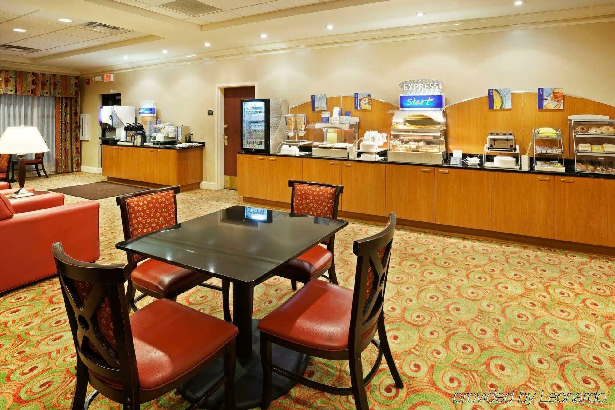 Holiday Inn Express Knoxville-Strawberry Plains By Ihg Ngoại thất bức ảnh