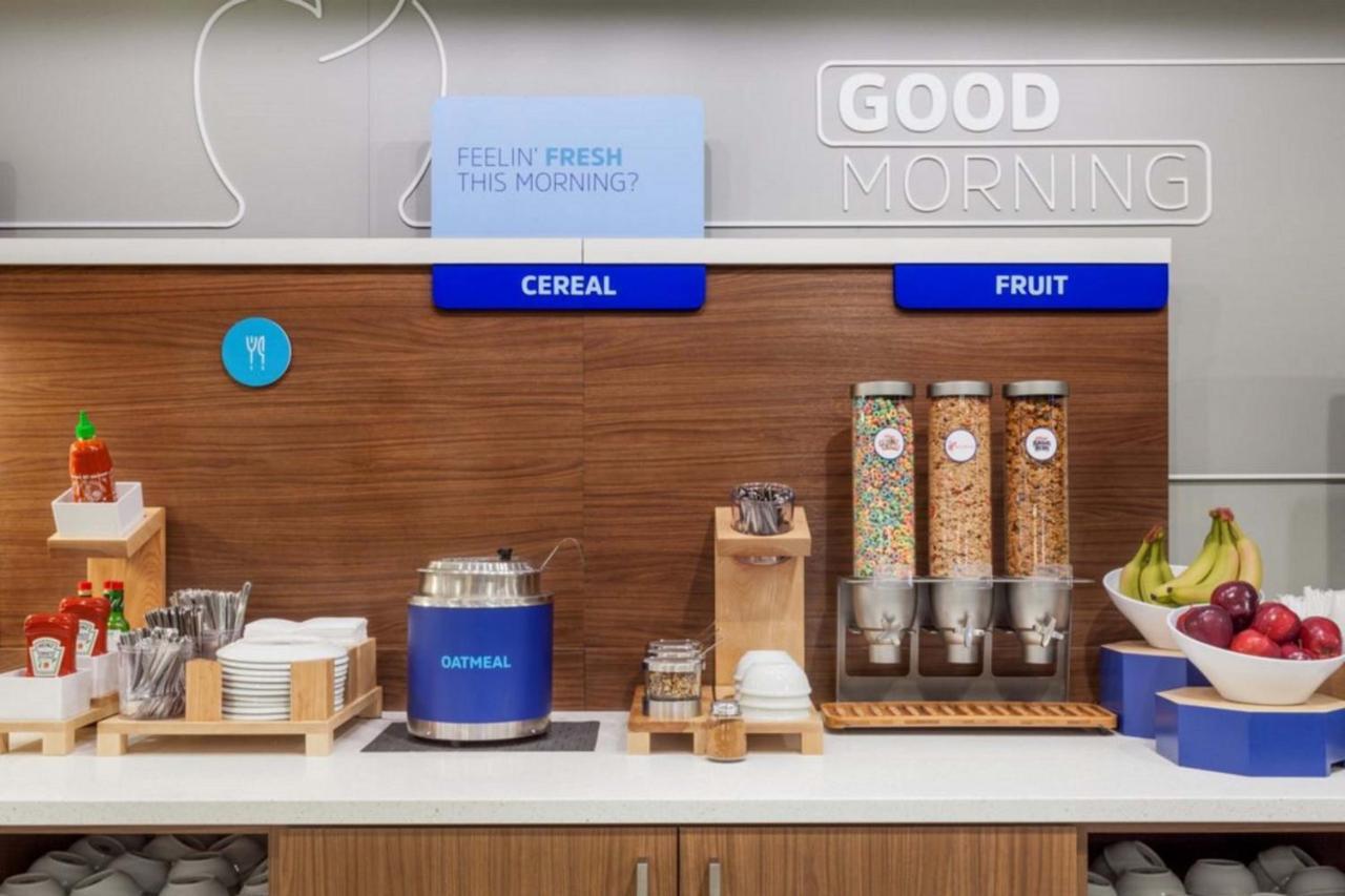 Holiday Inn Express Knoxville-Strawberry Plains By Ihg Ngoại thất bức ảnh
